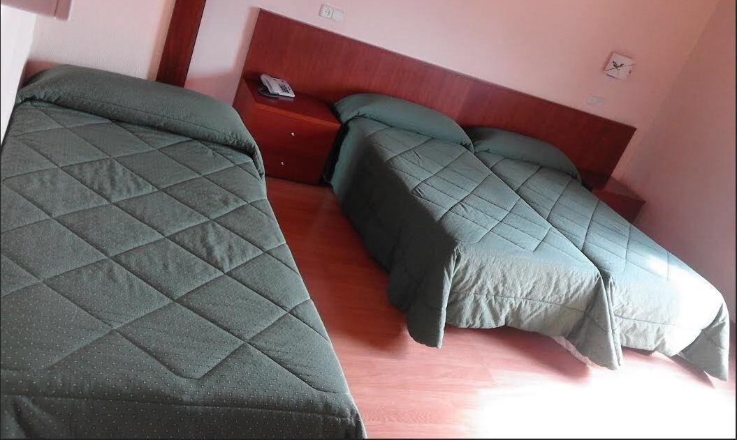Hotel Bon Repos Bellver De Cerdanya Luaran gambar